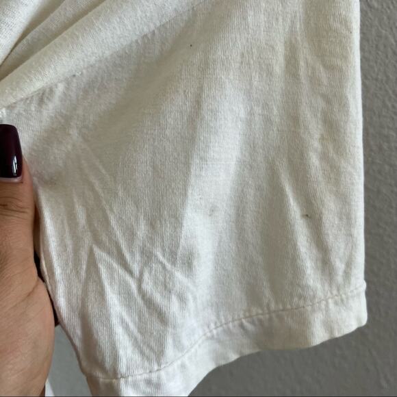 Vintage 1988 The California Raisins Play in the Bowl of Raisins Graphic T-Shirt - Picture 5 of 13